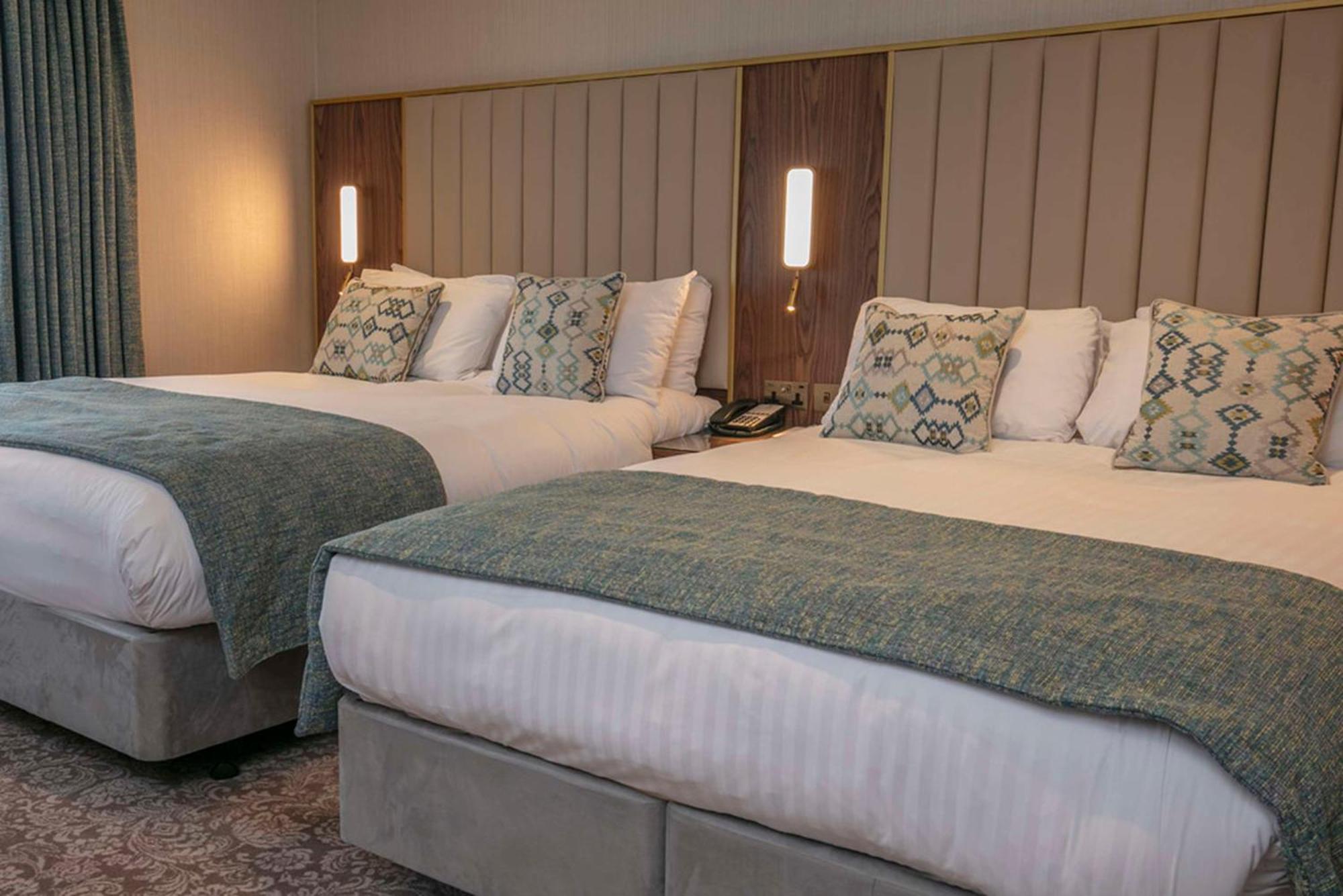Готель Voco The Clifton Folkestone By Ihg Екстер'єр фото