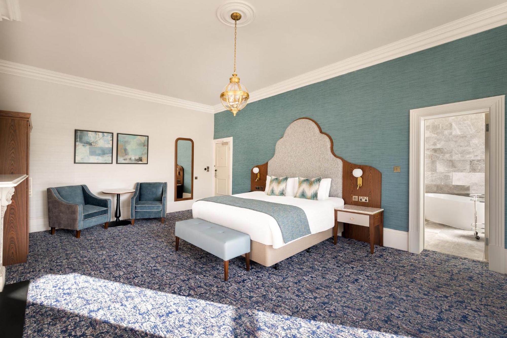Готель Voco The Clifton Folkestone By Ihg Екстер'єр фото